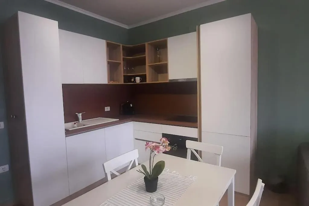 Flower Apartment Tirana Albania