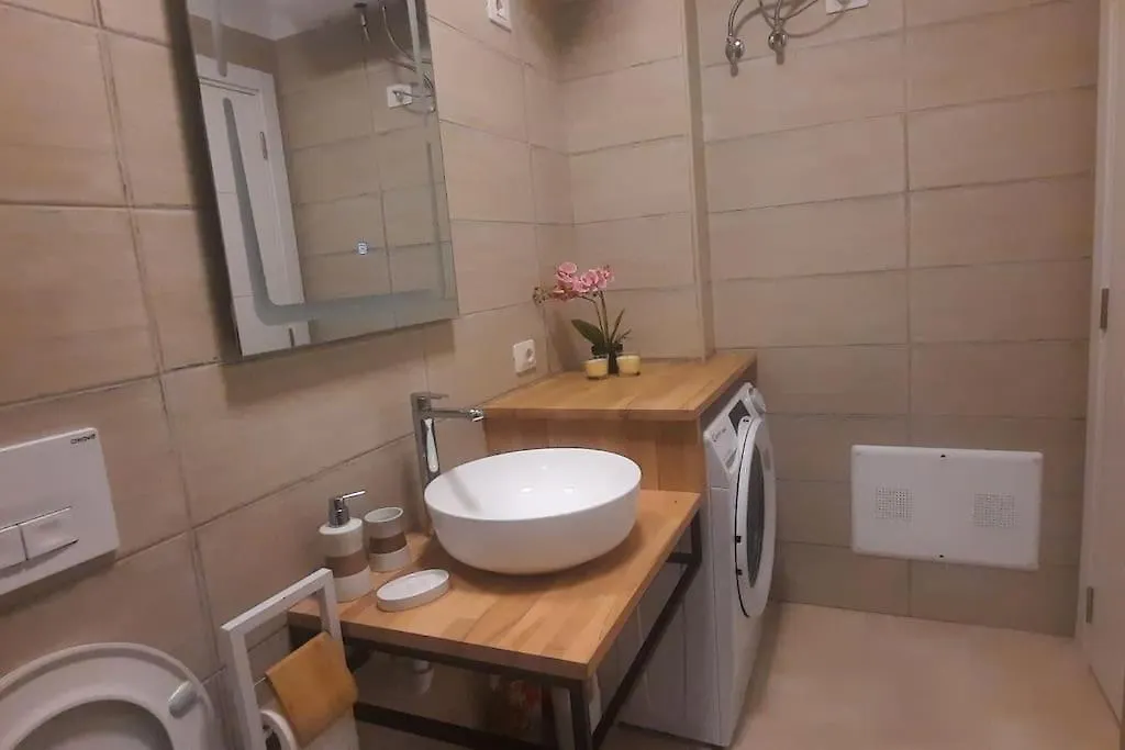 Flower Apartment Tirana